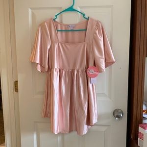 Juniper Ln maternity top